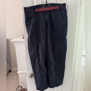 American Eagle Cargo Barrel Pants. Navy. Size 12. NWOT.